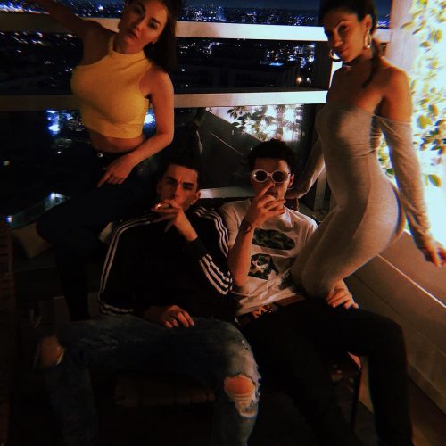 Lil Mosey and his friend enjoying a hot company