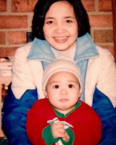 Baby Akidearest with her mother