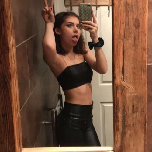 Georgia Twinn's mirror selfie