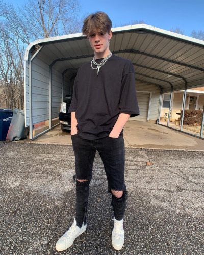 anthony reeves instagram fits boy boys luvanthony aesthetic emo skater outfits teenage tiktok 2048 hates everyone clothes age wattpad парни