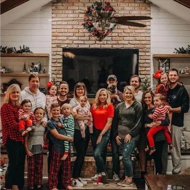Joseph Larson with his entire family