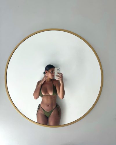 Briana Monique mirror selfie