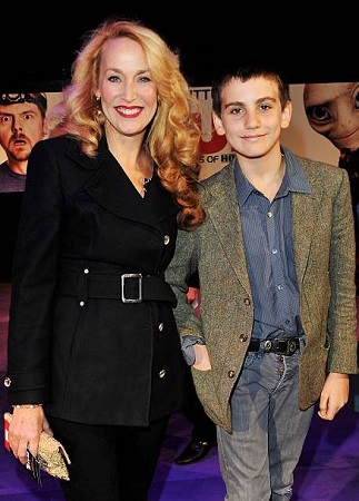 An old photo of Gabriel Jagger with his mother Jerry Hall