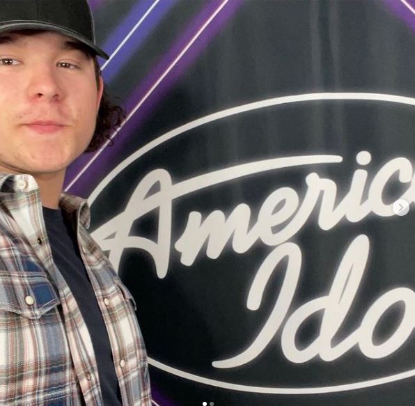 Caleb Kennedy is one of the top 5 contestant of American Idol