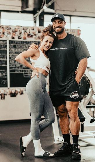 Chris Bumstead with his girlfriend