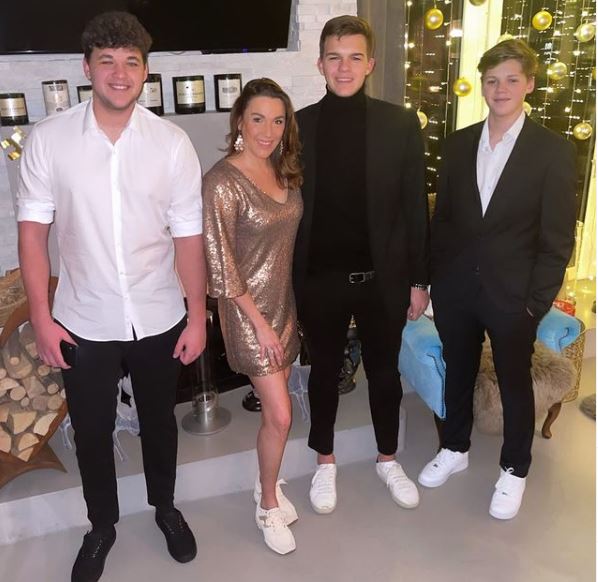Emilio with his mother Simone Lambe, brothers Louis Ballack and Jordi Ballack