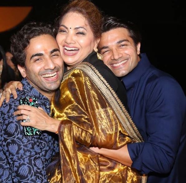 Gaurav with his mother and brother