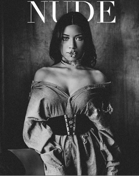 Julia Kelly was appeared on the cover of Nude magazine
