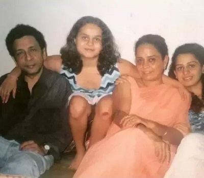 Kenisha Awasthi with her father Sunil Awasthi, mother Sapna Awasthi and sibling