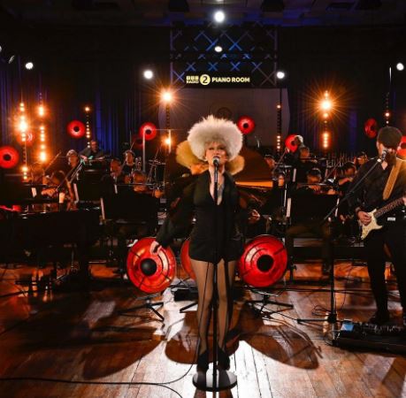 Lady Blackbird performed at BBC Radio2