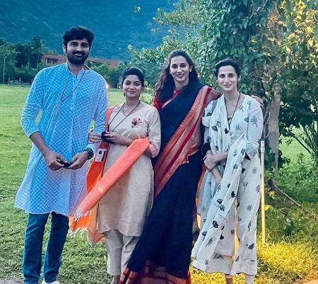 Shilpa Reddy with her brother and sister in law