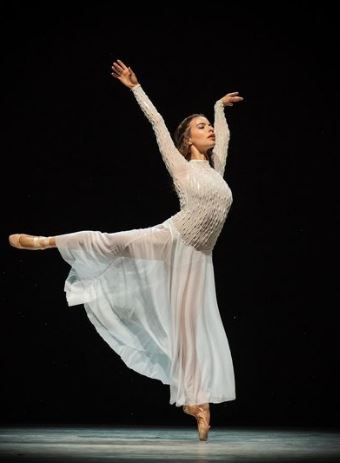 Violetta is a professional Ballet dancer