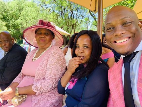 Vusi Thembekwayo with his family